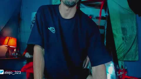 alejo_323__ online show from October 2025 01:08:02 AM