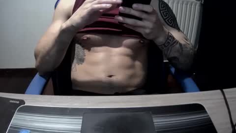 alejoduarte16 online show from April 2026 06:09:01 PM