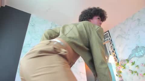 Alejandro or Alejo  online show from February 2025 06:56:02 PM