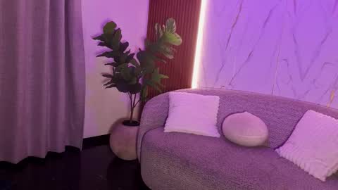 Snapshot of alejostonevg chatting on February 2026 07:43:02 PM Alejo online show from February 2026 07:43:02 PM