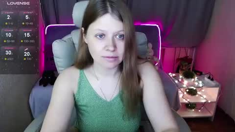 Snapshot of alekasamui chatting on January 2025 03:32:02 AM Aleksa online show from January 2025 03:32:02 AM