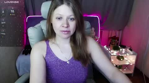 Snapshot of alekasamui chatting on January 2025 04:02:02 AM Aleksa online show from January 2025 04:02:02 AM