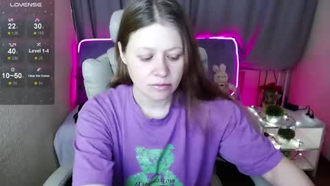 Snapshot of alekasamui chatting on February 2025 01:40:01 AM Aleksa online show from February 2025 01:40:01 AM