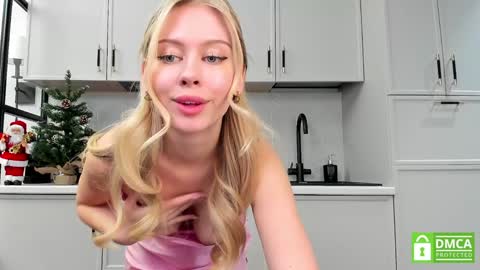 Snapshot of aleksa_cutie chatting on December 2024 04:46:02 PM Next stream - 2 dec - online show from December 2024 04:46:02 PM