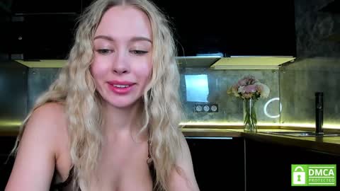 Snapshot of aleksa_cutie chatting on January 2025 12:06:02 PM Next stream - 2 dec - online show from January 2025 12:06:02 PM