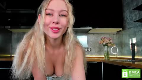 Snapshot of aleksa_cutie chatting on January 2025 09:50:02 AM Next stream - 2 dec - online show from January 2025 09:50:02 AM