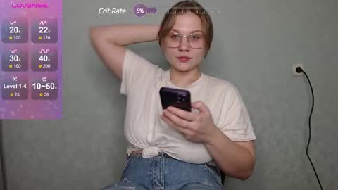 Snapshot of aleksaflirt chatting on January 2025 04:44:01 PM Aleksa online show from January 2025 04:44:01 PM