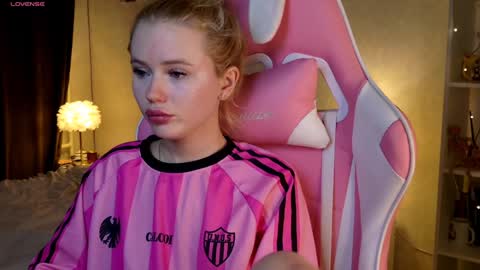 Lexi online show from December 2024 03:15:01 PM