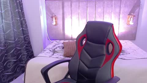 alektra_bryce online show from March 2026 07:35:01 PM