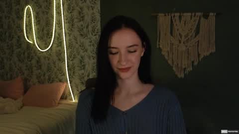 Alena online show from December 2024 12:01:02 AM