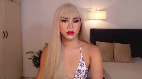 alenajones online show from December 2024 10:12:01 PM