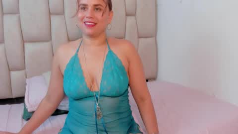 Snapshot of alennax chatting on February 2026 12:15:01 PM alennax online show from February 2026 12:15:01 PM