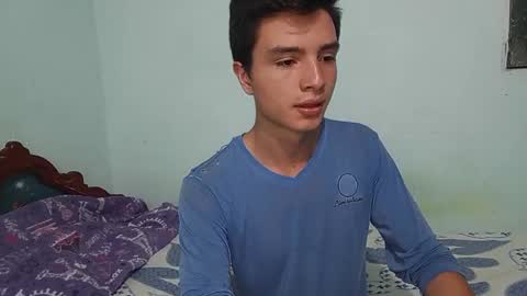 Snapshot of aleo_011 chatting on December 2024 03:15:01 AM Alejandro online show from December 2024 03:15:01 AM