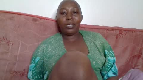 Noreen Kennth and Emilly online show from November 2025 06:57:01 PM