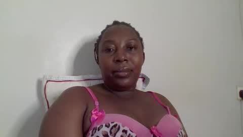 Noreen Kennth and Emilly online show from February 2026 06:35:01 AM