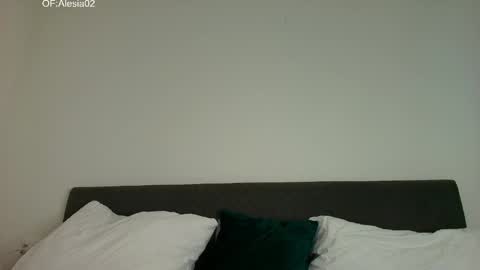 alesia02 online show from March 2026 01:00:02 AM