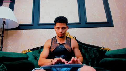 Alessandro King online show from January 2025 11:45:02 AM