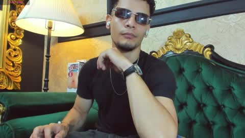 Alessandro King online show from March 2026 07:58:01 PM