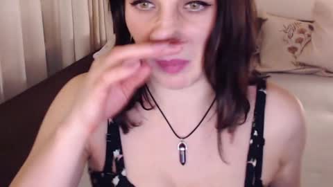 Sandra online show from February 2025 06:01:02 PM