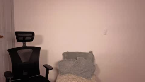 Alessandra Leblanc online show from July 2026 10:45:01 PM