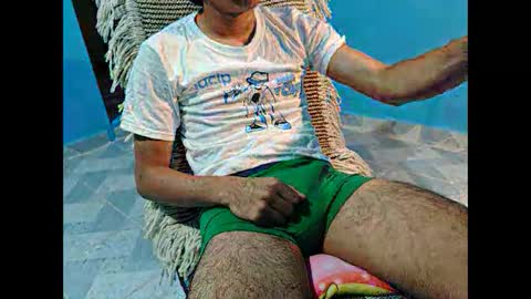 alessandrodmv online show from November 2025 12:43:02 AM