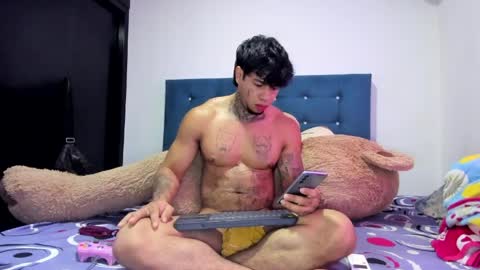 Snapshot of alessia_hot1 chatting on April 2026 01:05:02 PM alessia_hot1 online show from April 2026 01:05:02 PM