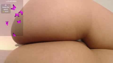 alessia_santorinni online show from October 2025 03:45:01 PM