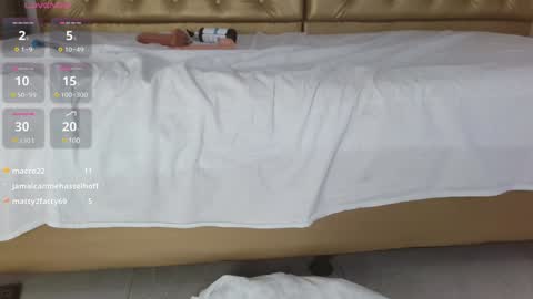 Snapshot of alessiiaa_ chatting on February 2025 07:59:02 PM alessiiaa online show from February 2025 07:59:02 PM