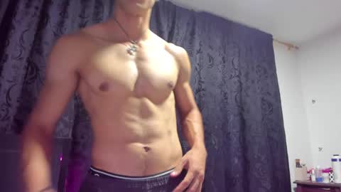 Snapshot of alessio_vale chatting on April 2026 01:28:02 AM alessio Vale online show from April 2026 01:28:02 AM