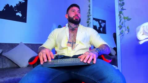 Aless Rose online show from February 2026 07:23:02 PM