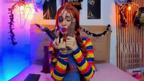 Snapshot of alesziarose chatting on October 2025 10:33:01 PM Aleszia online show from October 2025 10:33:01 PM