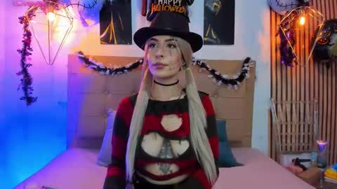 Snapshot of alesziarose chatting on October 2025 08:42:01 PM Aleszia online show from October 2025 08:42:01 PM