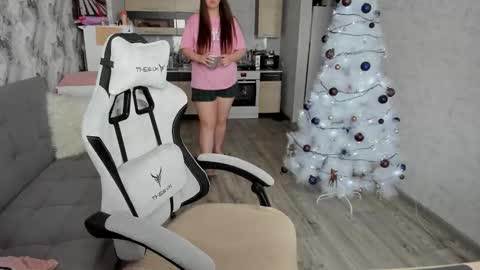 Aletta Oushen online show from January 2026 09:25:02 AM