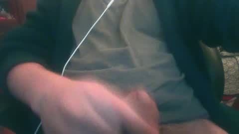 Snapshot of alevil_97 chatting on March 2026 02:15:01 AM Alejo online show from March 2026 02:15:01 AM