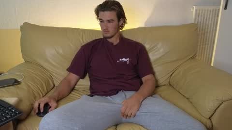 Alex83530 online show from October 2025 08:04:02 AM