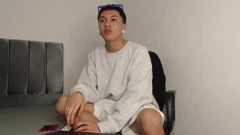 Owen online show from December 2024 04:39:01 AM