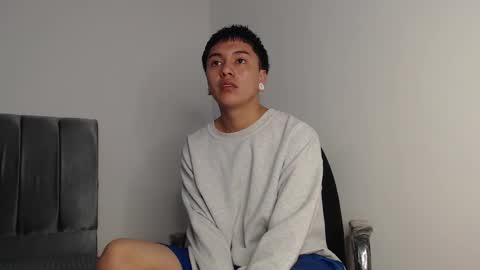 Owen online show from November 2025 02:32:01 AM