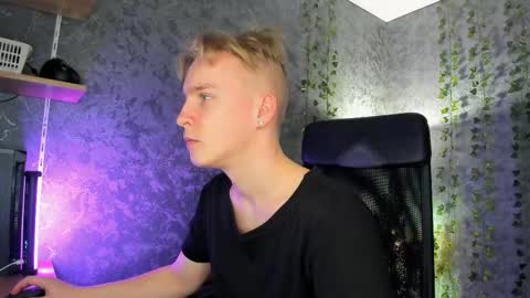 your Alex online show from December 2025 05:58:02 AM