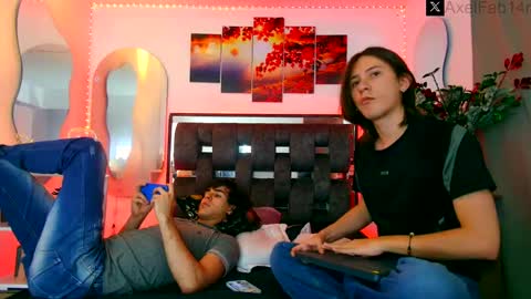 Snapshot of alex_and_fabian chatting on December 2024 09:38:01 PM sneider online show from December 2024 09:38:01 PM