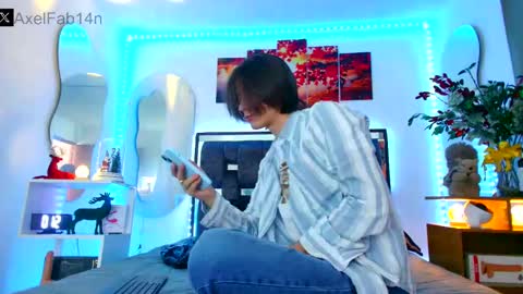 Snapshot of alex_and_fabian chatting on December 2024 07:00:02 PM sneider online show from December 2024 07:00:02 PM