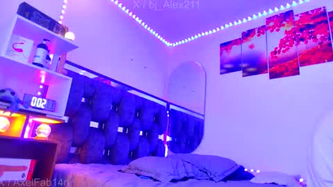 Snapshot of alex_and_fabian chatting on November 2025 08:41:01 PM sneider online show from November 2025 08:41:01 PM