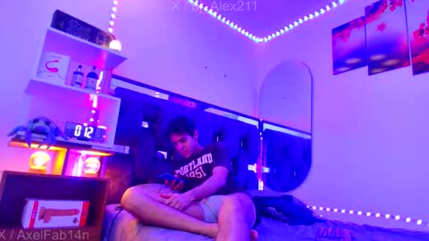 Snapshot of alex_and_fabian chatting on November 2025 11:10:02 AM sneider online show from November 2025 11:10:02 AM