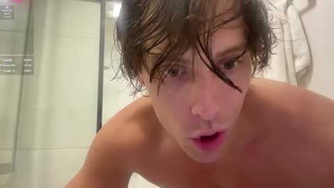 Alex Stone online show from May 2026 09:22:02 PM