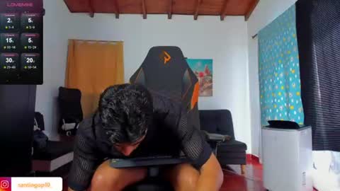 Snapshot of alex_lord_ chatting on June 2026 08:22:01 PM i am Alex online show from June 2026 08:22:01 PM