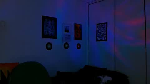 Alex online show from February 2026 11:00:01 PM