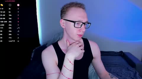 alex_silent online show from April 2026 07:45:01 AM