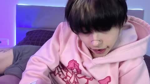 Alex Valley online show from April 2026 11:02:01 PM