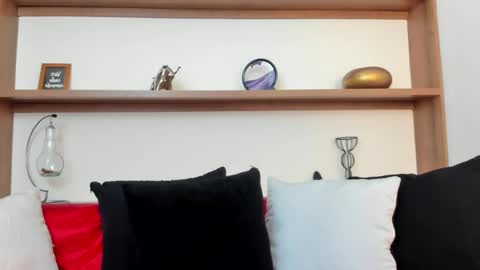 alex_wolf05 online show from April 2026 06:19:02 PM