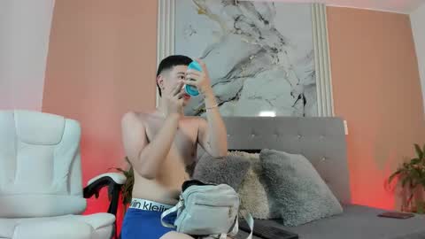 alex_xhunter online show from March 2026 07:10:02 PM