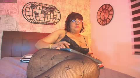 Snapshot of alexa_cruz__ chatting on May 2026 12:01:02 PM Alexa online show from May 2026 12:01:02 PM